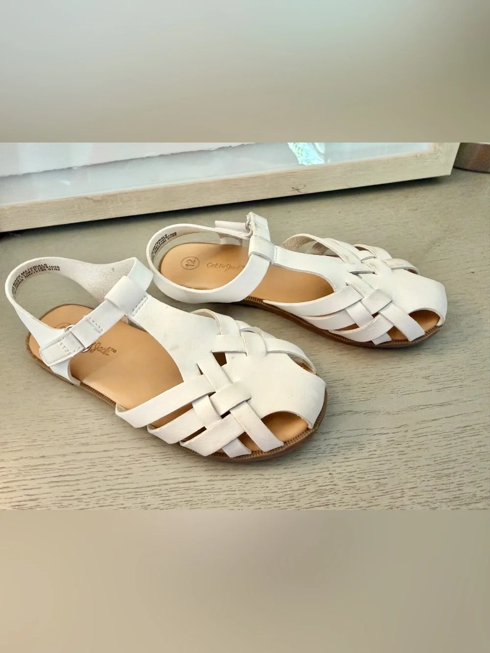 Cat & Jack Girls White Fisherman Sandals 12